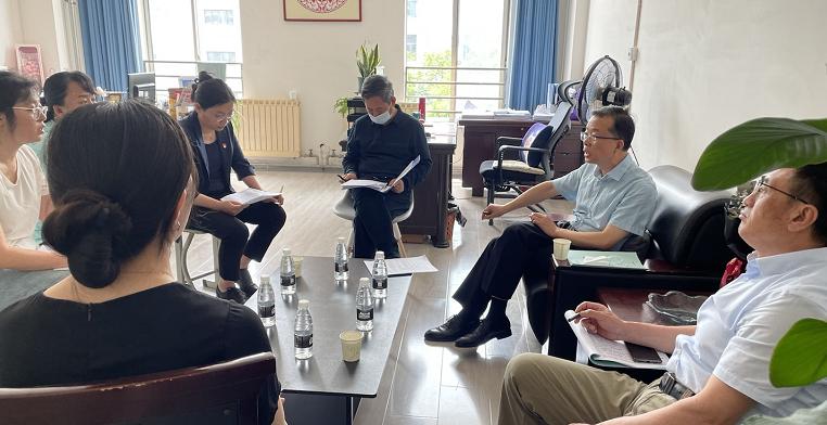 聚焦课堂提质量  互听互评促成长—— 威尼斯城vnsc开展公开教学听课评课活动
