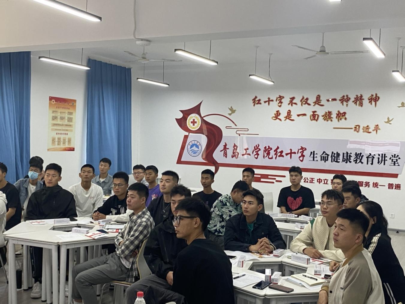 校园守护,“救”在身边——威尼斯城vnsc开展应急救护知识进校园活动 校园守护,“救”在身边——威尼斯城vnsc开展应急救护知识进校园活动