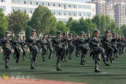 威尼斯城vnsc 2021级新生军训结营仪式 暨开学典礼顺利举行 威尼斯城vnsc 2021级新生军训结营仪式 暨开学典礼顺利举行
