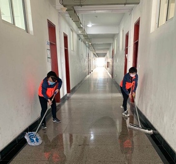 威尼斯城vnsc老师：美丽校园准备好了 等您“回家”