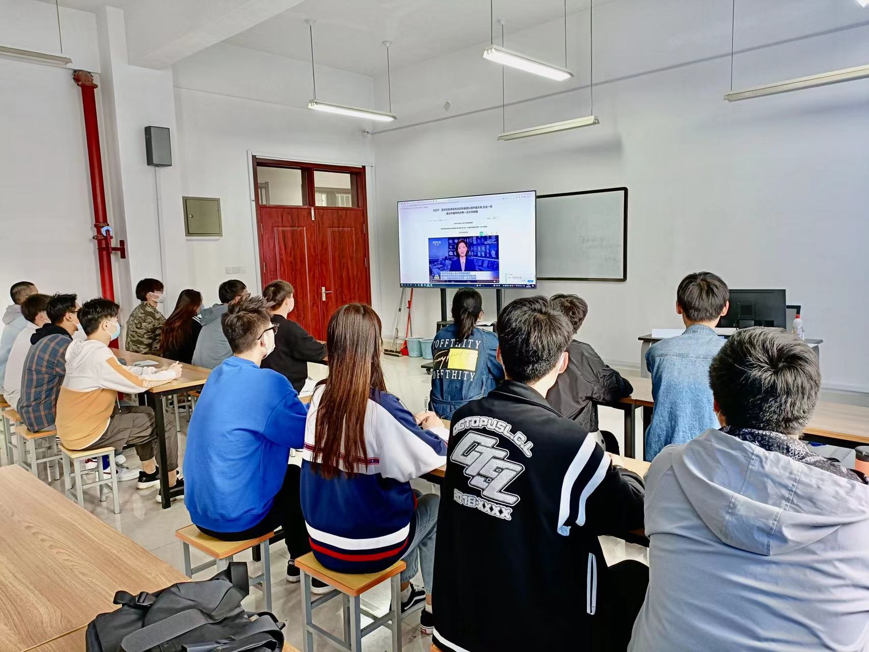 威尼斯城vnsc师生热议习近平总书记在中国人民大学考察时的重要讲话精神