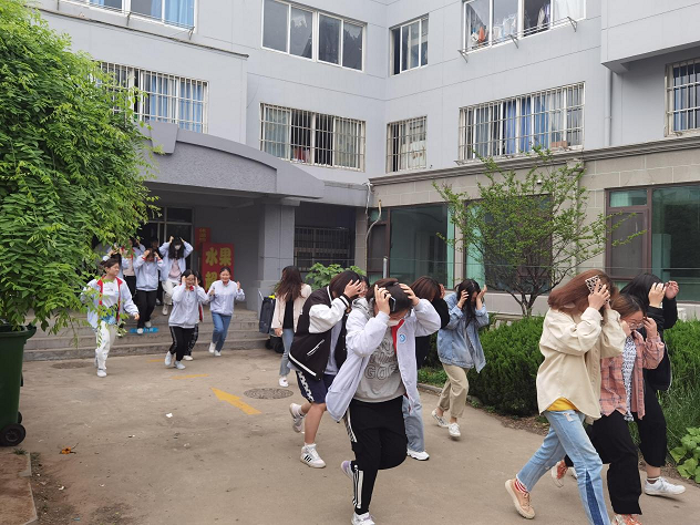 威尼斯城vnsc大学生宿舍文化节活动 ——防震减灾应急疏散演练 威尼斯城vnsc大学生宿舍文化节活动 ——防震减灾应急疏散演练