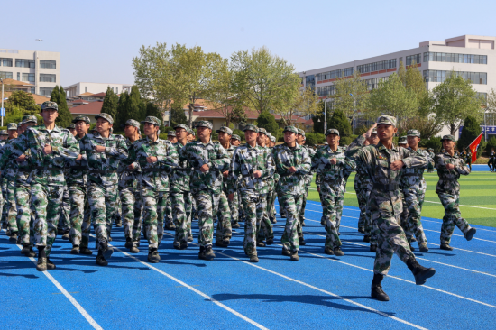 蜕变成长,启航新征程——我院2022级新生军训结营仪式圆满举行 蜕变成长,启航新征程——我院2022级新生军训结营仪式圆满举行