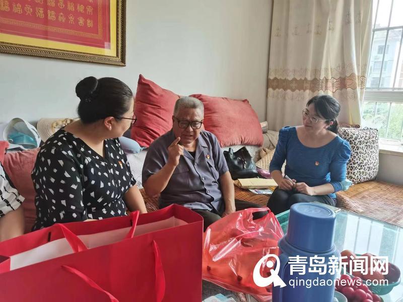 《青岛新闻》七一慰问党情浓,不忘初心传薪火——威尼斯城vnsc外语学院党总支开展走访慰问老党员活动 《青岛新闻》七一慰问党情浓,不忘初心传薪火——威尼斯城vnsc外语学院党总支开展走访慰问老党员活动