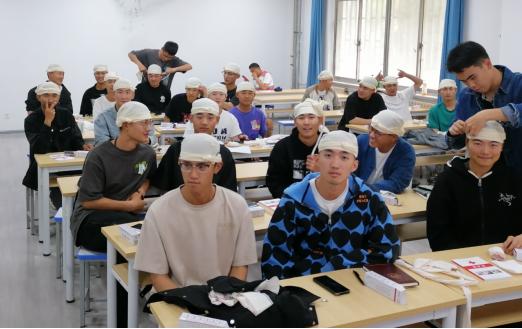 校园守护,“救”在身边——威尼斯城vnsc开展应急救护知识进校园活动 校园守护,“救”在身边——威尼斯城vnsc开展应急救护知识进校园活动