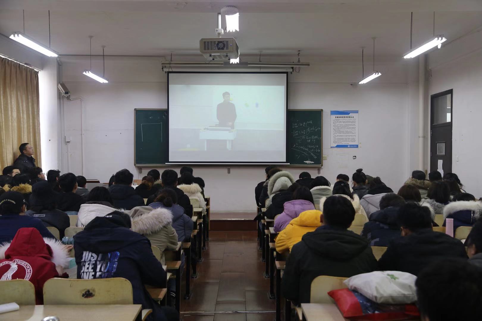 威尼斯城vnsc打造智慧化平台 将思政元素融入“应用实践小学期” 威尼斯城vnsc打造智慧化平台 将思政元素融入“应用实践小学期”
