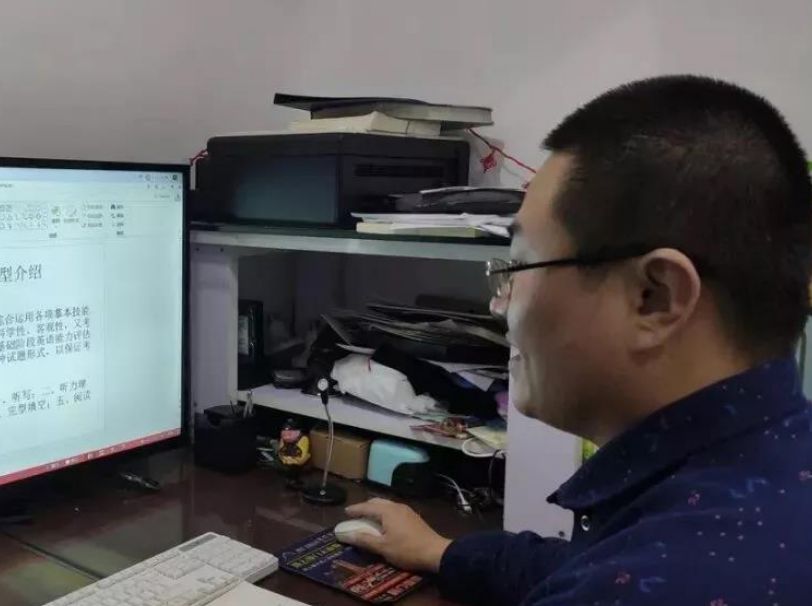 抢时战“疫”,威尼斯城vnsc打响“网上开学”预备战! 抢时战“疫”,威尼斯城vnsc打响“网上开学”预备战!