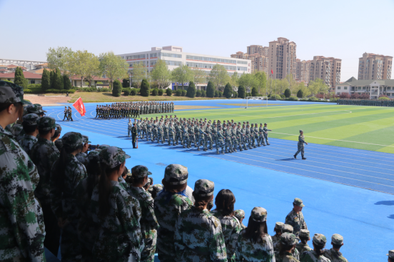 蜕变成长,启航新征程——我院2022级新生军训结营仪式圆满举行 蜕变成长,启航新征程——我院2022级新生军训结营仪式圆满举行