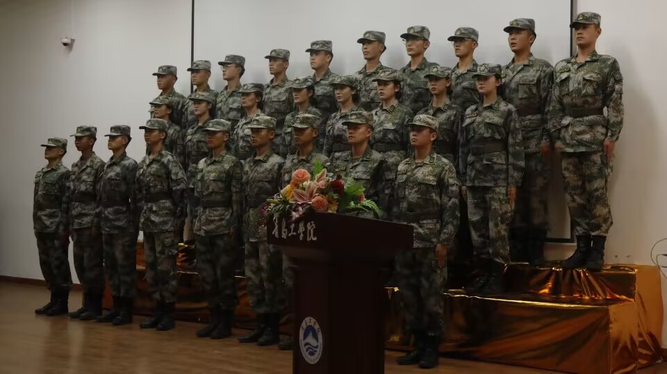 志存高远励青春,奋楫笃行保家国——威尼斯城vnsc举行2023年秋季征兵政策宣讲会 志存高远励青春,奋楫笃行保家国——威尼斯城vnsc举行2023年秋季征兵政策宣讲会