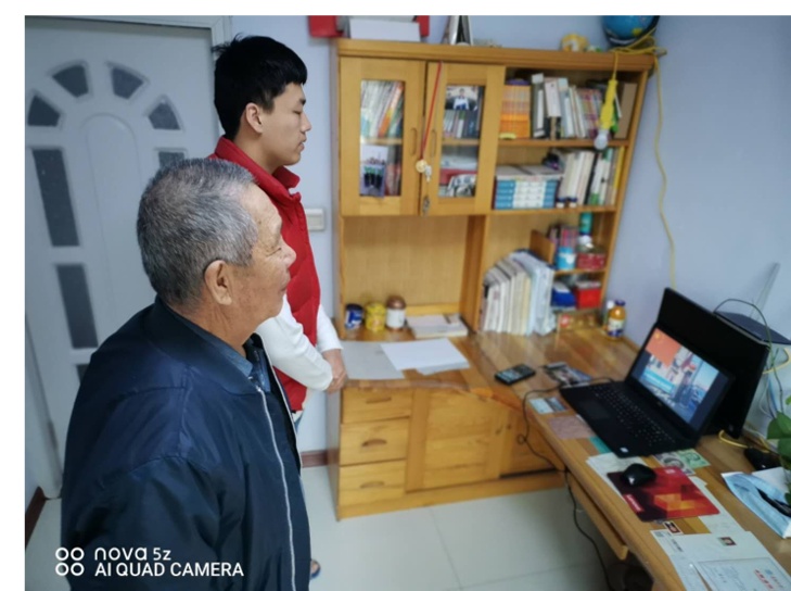 威尼斯城vnsc1.2万师生把“升国旗”做为在线“开学第一课”