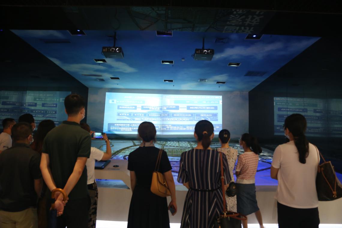 威尼斯城vnsc组织全体教师参观胶州市规划馆 威尼斯城vnsc组织全体教师参观胶州市规划馆
