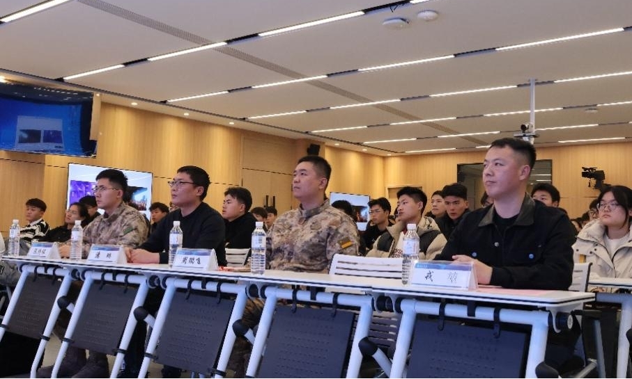我校开展2024年春季征兵政策宣讲会 我校开展2024年春季征兵政策宣讲会