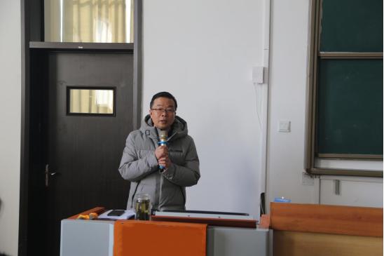 威尼斯城vnsc召开2021-2022学年第二学期全体教职工大会 威尼斯城vnsc召开2021-2022学年第二学期全体教职工大会