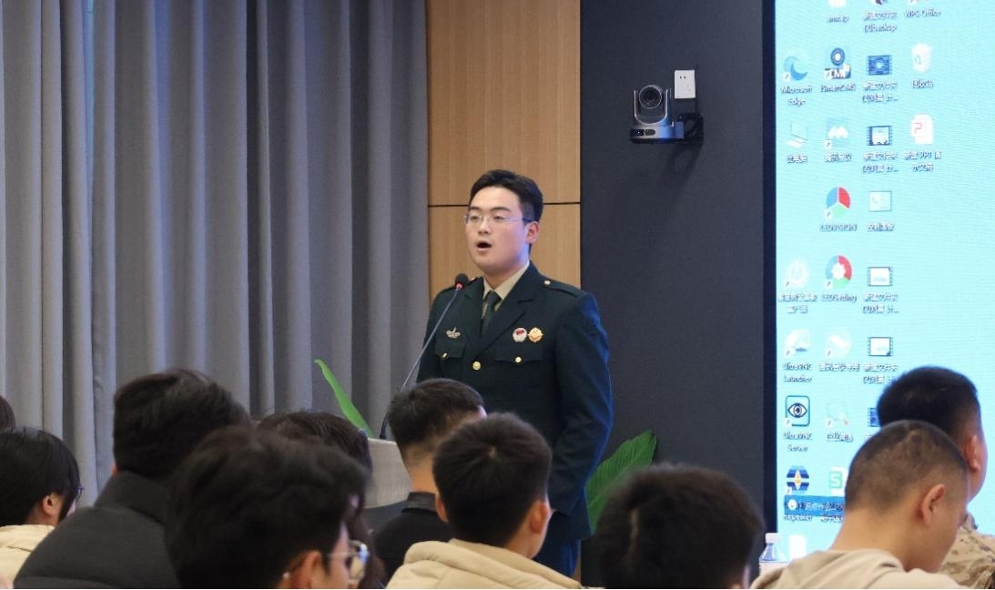 我校开展2024年春季征兵政策宣讲会 我校开展2024年春季征兵政策宣讲会