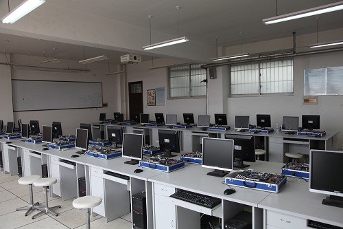 信息工程学院 信息工程学院