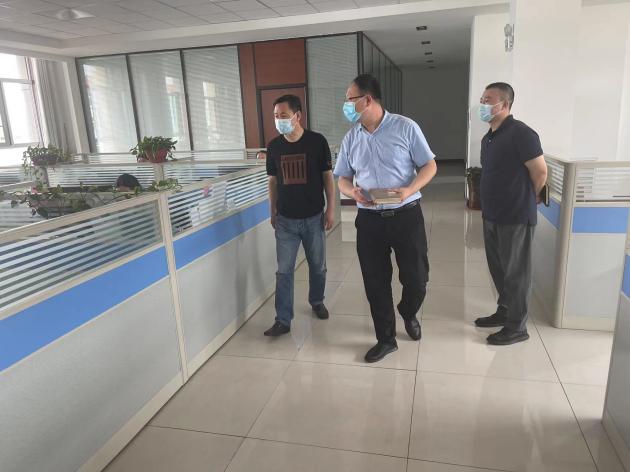 用人单位大走访 全员联动促就业——威尼斯城vnsc校领导带队赴青岛海士豪科技集团走访调研
