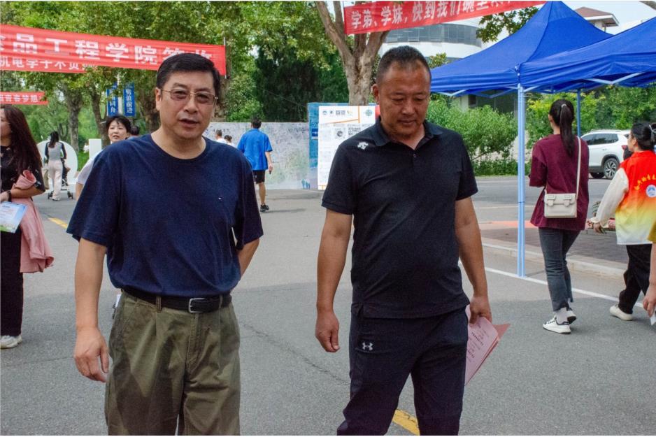 我校迎来2023级专升本新生报到入学 我校迎来2023级专升本新生报到入学